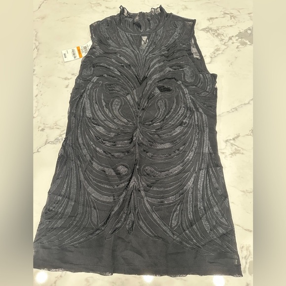 INC International Concepts Black Sleeveless lace top NWT size small - Picture 1 of 3